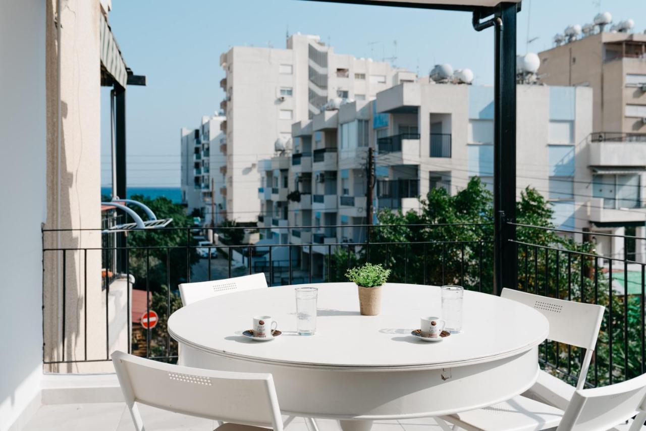Appartement Seasunlove Apt. à Larnaca Extérieur photo