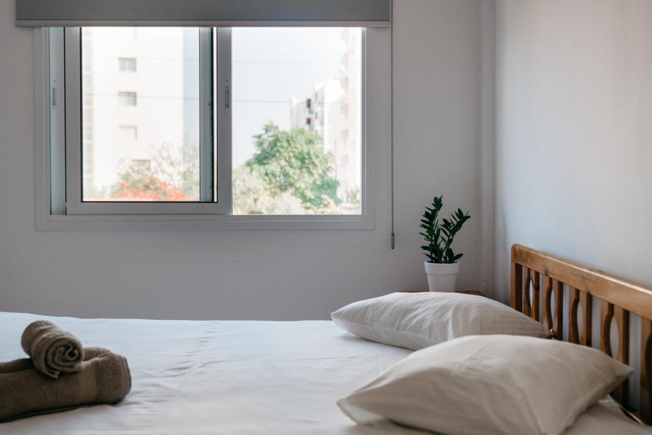 Appartement Seasunlove Apt. à Larnaca Extérieur photo